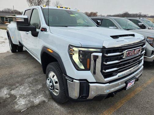 2026 GMC Sierra 3500 SLT