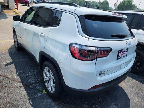 2025 Jeep Compass Latitude