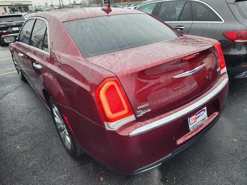 2018 Chrysler 300 Limited