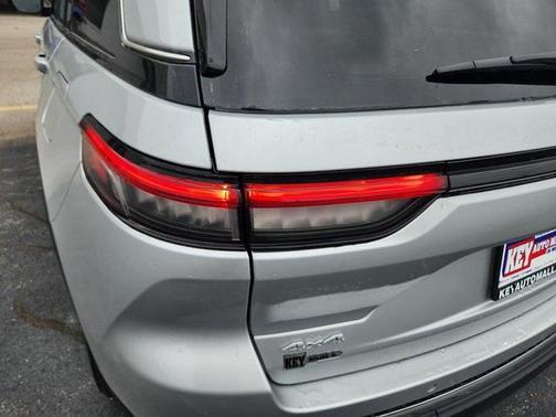 2025 Jeep Grand Cherokee Laredo X
