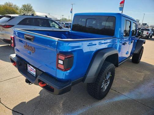 Hydro Blue Pearlcoat 2026 Jeep Gladiator Mojave