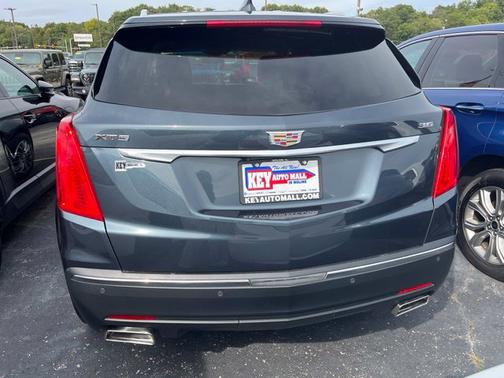 Shadow Metallic 2019 Cadillac XT5 Base