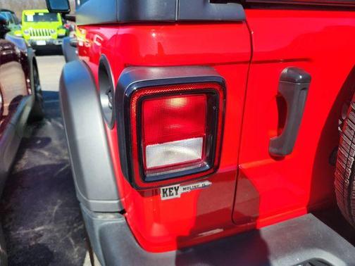 2023 Jeep Wrangler Sport