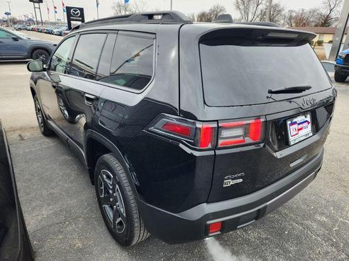 2026 Jeep Cherokee LAREDO/LIMITED