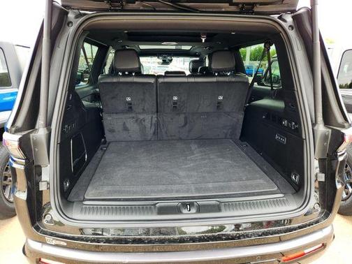 Gloss Black 2026 Jeep Grand Wagoneer L Base