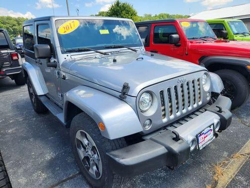 Billet Silver Metallic Clearcoat 2017 Jeep Wrangler Sahara