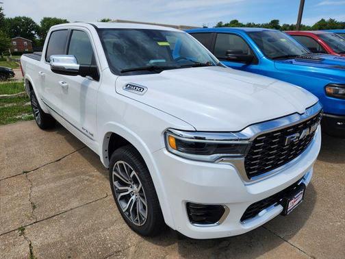 Ivory White 2026 RAM 1500 Tungsten