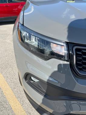Sting-Gray Clearcoat 2026 Jeep Compass Latitude