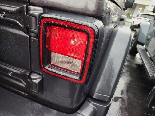 2025 Jeep Wrangler 4xe Sport