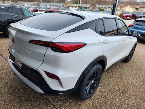 Summit White 2026 Buick Envista Sport Touring