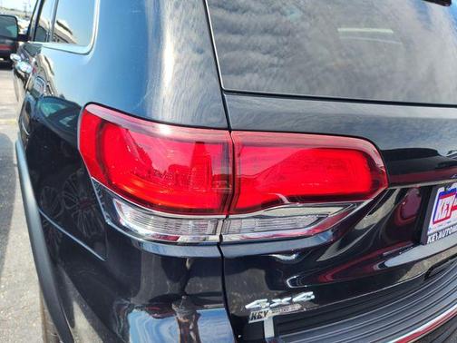 Diamond Black 2021 Jeep Grand Cherokee Limited