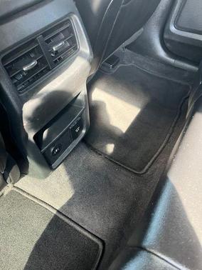 Blue Metallic 2023 Ford Edge Titanium