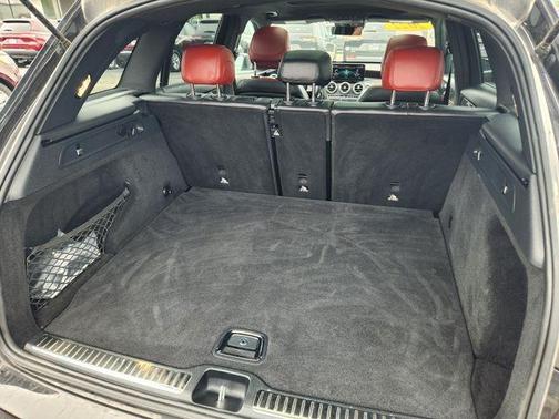 Black 2022 Mercedes-Benz GLC 300 Base 4MATIC