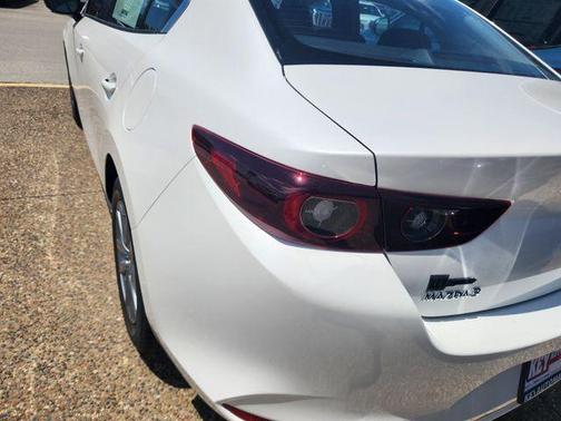 Snowflake White Pearl 2026 Mazda Mazda3 2.5 S