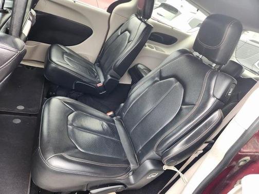 2018 Chrysler Pacifica Touring-L Plus