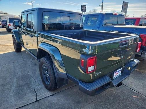2021 Jeep Gladiator Sport