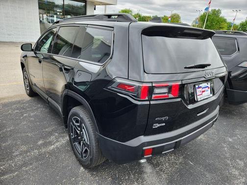 Diamond Black 2026 Jeep Cherokee LAREDO/LIMITED