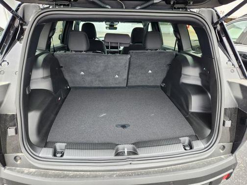 Diamond Black 2026 Jeep Cherokee LAREDO/LIMITED