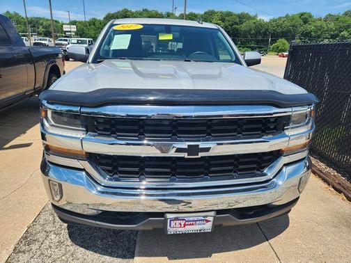 Silver Ice Metallic 2017 Chevrolet Silverado 1500 LT