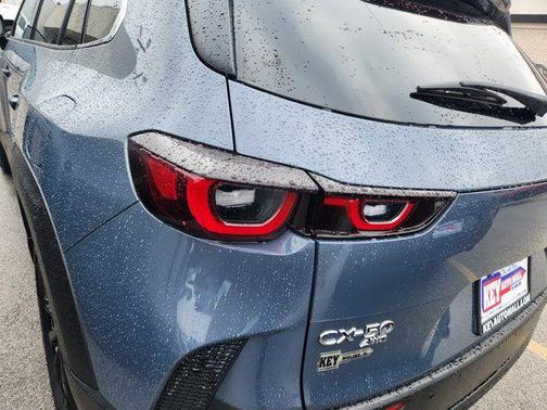 2026 Mazda CX-50 Premium