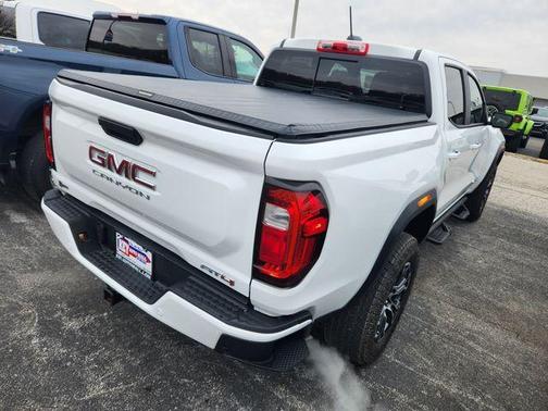 2025 GMC Canyon AT4