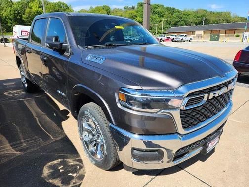 Granite Crystal Clearcoat Metallic 2026 RAM 1500 Big Horn/Lone Star