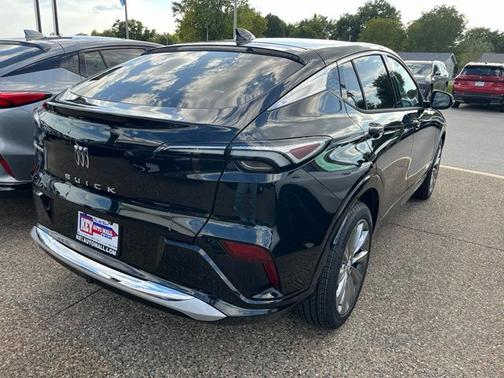 Ebony Twilight Metallic 2026 Buick Envista Avenir