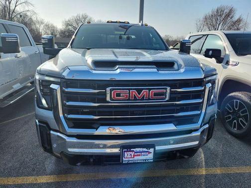2026 GMC Sierra 3500 SLT