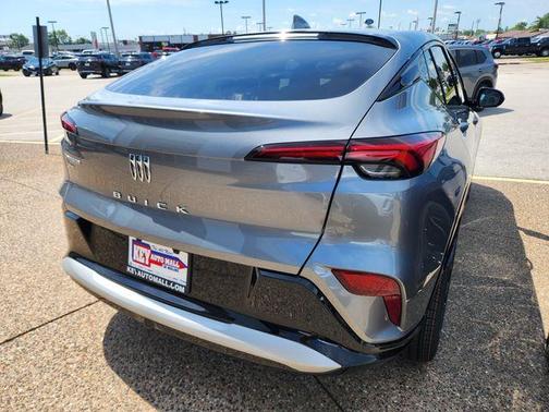 Moonstone Gray Metallic 2026 Buick Envista Sport Touring