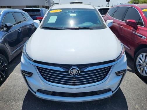 2022 Buick Enclave Essence