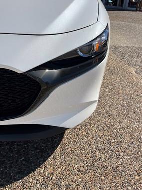 Snowflake White Pearl Mica 2026 Mazda Mazda3 2.5 S Preferred