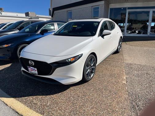 Snowflake White Pearl Mica 2026 Mazda Mazda3 2.5 S Preferred
