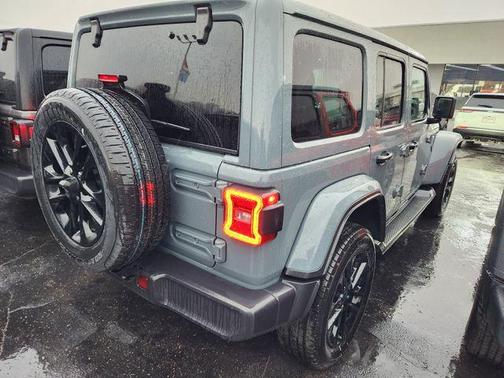 2025 Jeep Wrangler 4xe Sahara