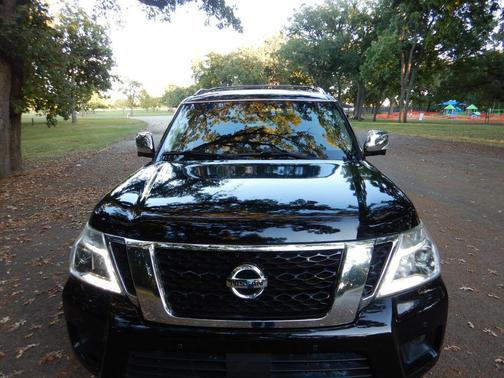 2017 Nissan Armada Platinum