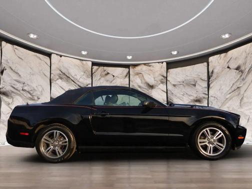 2012 Ford Mustang V6 Premium