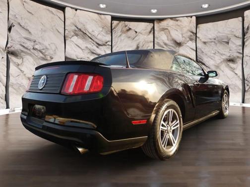 2012 Ford Mustang V6 Premium