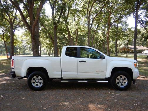 2015 GMC Canyon Base
