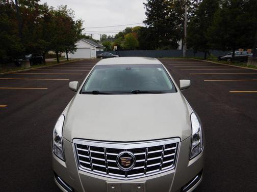 2013 Cadillac XTS Base
