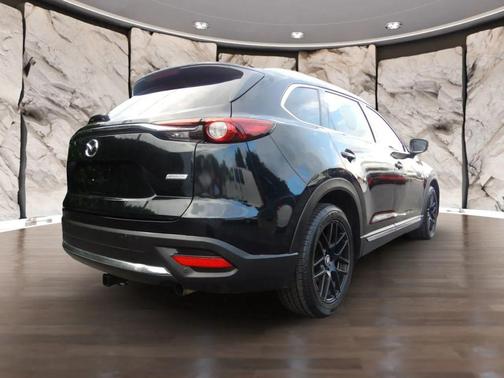 2017 Mazda CX-9 Signature
