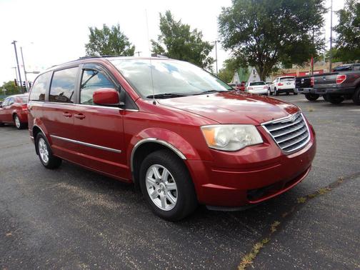 2010 Chrysler Town & Country Touring