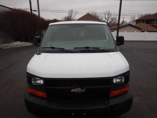 2009 Chevrolet Express 1500 Base