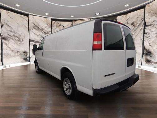 2009 Chevrolet Express 1500 Base