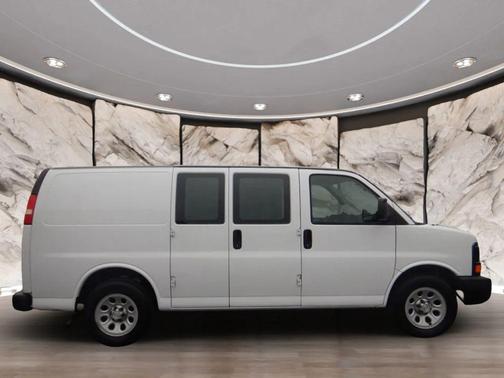 2009 Chevrolet Express 1500 Base