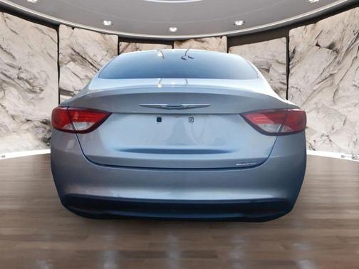 2015 Chrysler 200 LX