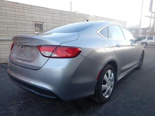 2015 Chrysler 200 LX
