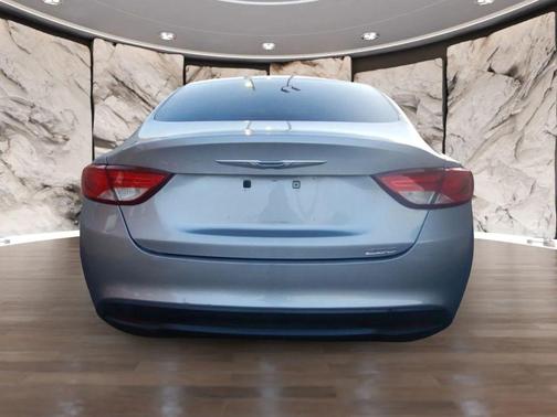 2015 Chrysler 200 LX