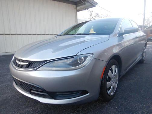 2015 Chrysler 200 LX