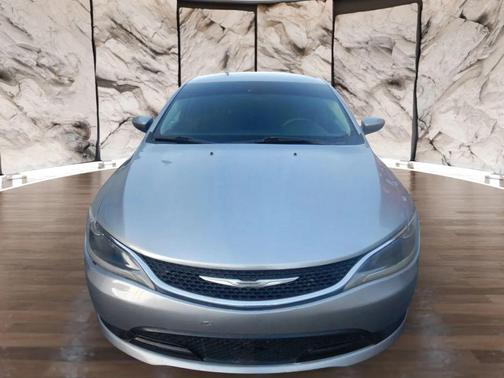 2015 Chrysler 200 LX