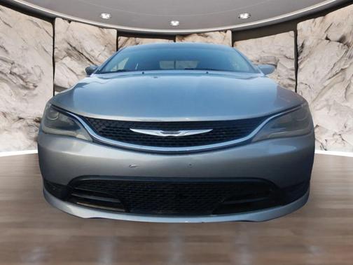 2015 Chrysler 200 LX