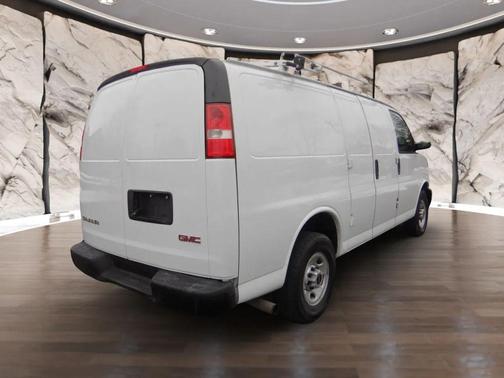 2017 GMC Savana 2500 Work Van